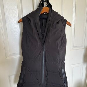 lululemon athletica Black Down Hooded Puffer Vest